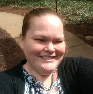 Meet your Posher, Leah